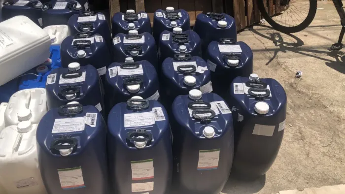 Temos grande quantidade de bombonas de plástico entregamos em todos os lugares do RJ