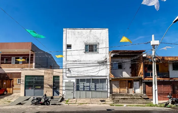 Go Up soluções imobiliárias vende em parceria: Imóvel Comercial e Residencial