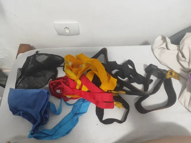 Bandagens e equipamentos de proteção para esportes aquáticos