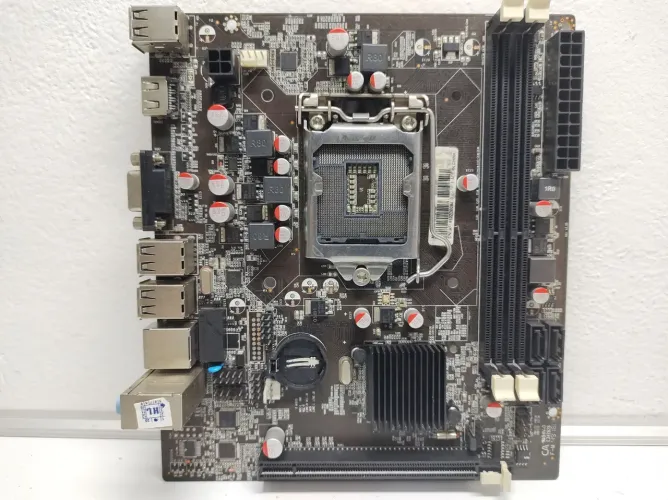 Placa Mãe Afox IH61-MA5 LGA 1155 DDR3 HDMI/VGA - Para Peças ou Reparo (Defeituosa)