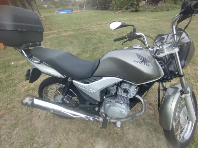 Vende-se moto Titan 150 Mix 8.500