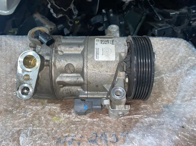 Compressor de Ar Condicionado Jeep Compass Mahle 52094153 Mopar 