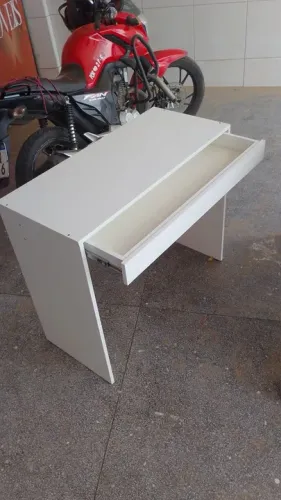 Mesa Gavetão Simples 