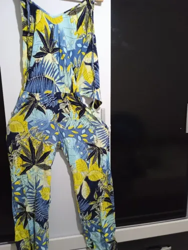 Roupas de brechó