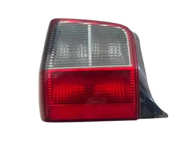 Lanterna Lado Esquerdo Fiat Uno Mille Fire 2004 A 2010