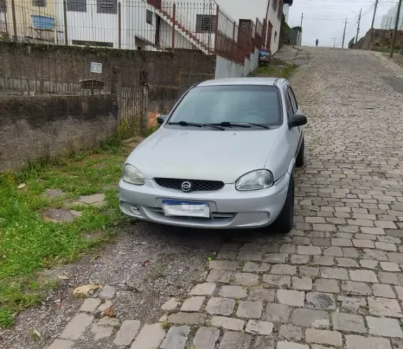 Chevrolet Corsa Wind 1.0 Mpf C DH e AC 4P 2000