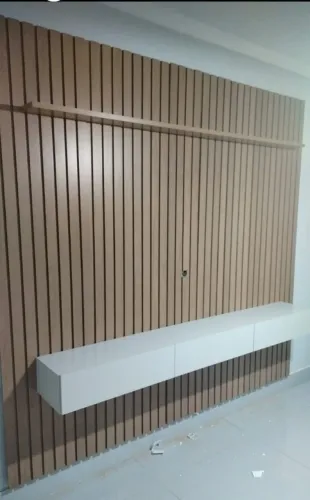 Painel ripado para tv grande 