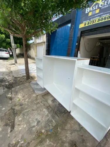 Estantes Brancas para Organização