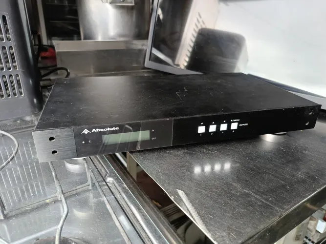 Matriz HDMI Absolute NDS-UM44