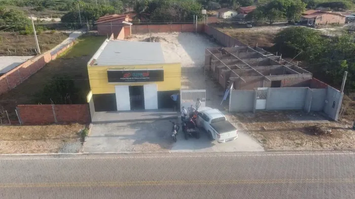 Vendo Galpão com terreno amplo na Rota do Turismo. Entre Barreirinhas e Paulino Neves