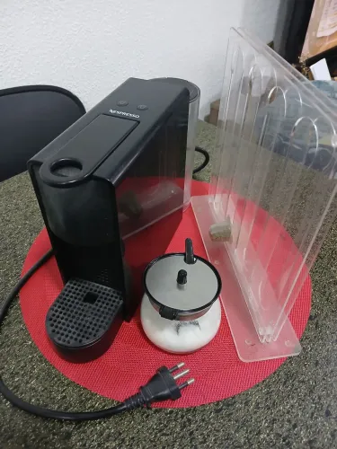 Máquina de Café Nespresso