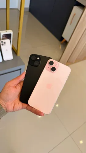 iPhone 15 128/256GB Semi Novos