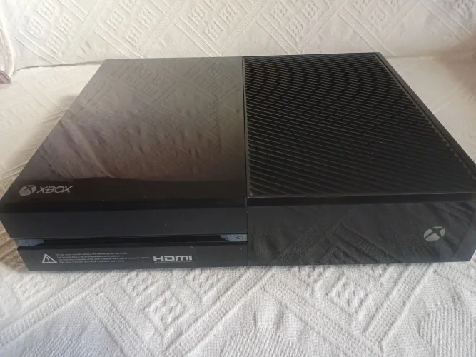 Xbox One - Console de Vídeo Game com Defeito 