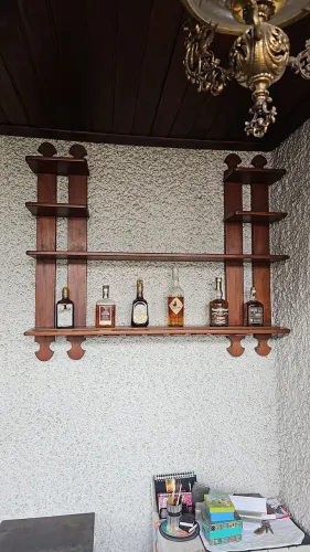 Suporte para garrafas de bar