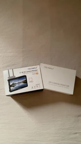 Monitor On Camera Freeworld F5 Pro