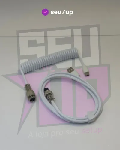 Cabo coiled branco USB c