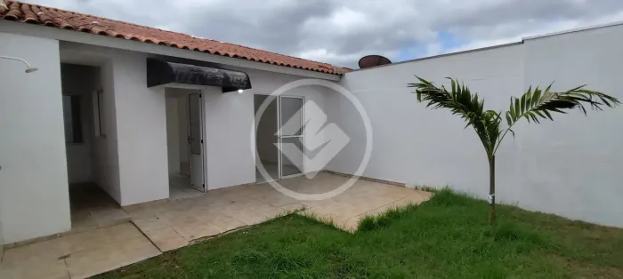CASA EM CONDOMINIO FECHADO- TERRA NOVA VARZEA GRANDE - GUARITA/23 DE SETEMBRO - 3QUARTOS S