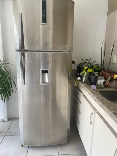 Geladeira inox grande 