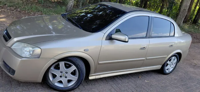 Chevrolet Astra Sed. Advant. 2.0 8V MPFI Flexp. 4P 2007