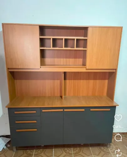 Cozinha, sofá, mesa, guarda roupa e outros