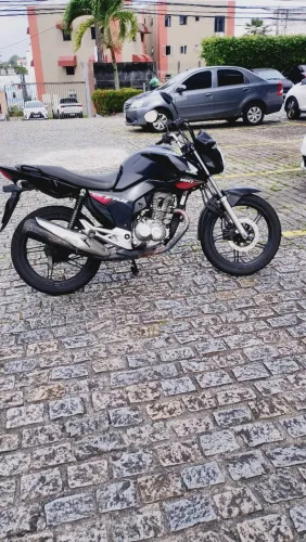 Venda de moto preta