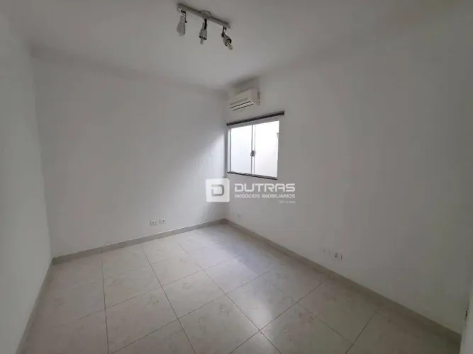 Sala comercial para alugar no bairro Paulicéia Piracicaba/SP