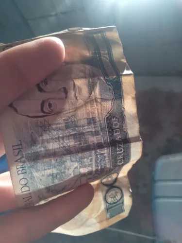 NOTA ANTIGA DE CEM CRUZADOS PARA COLECIONADORES OU PARA QUEM QUISER COLECIONAR