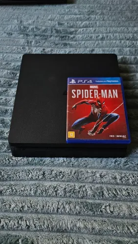 Ps4 slim 1Tb