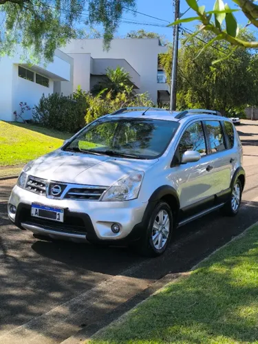 Nissan Livina X-gear Sl/X-gear 1.8 Flex F. Aut. 2013