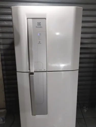 Geladeira Electrolux Frost Free ENTREGO