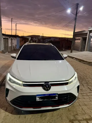 Volkswagen Nivus Highline 1.0 200 TSI Flex AUT 2025