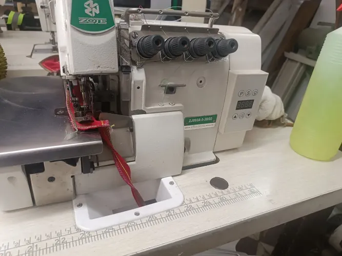 Vendo Máquina Interlok Direct drive Industrial