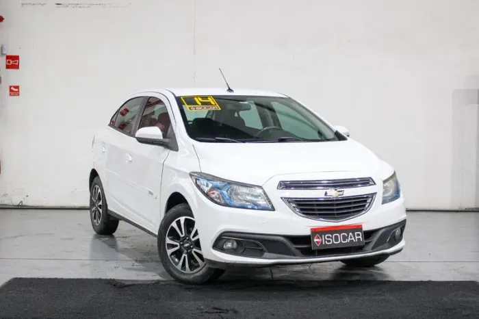 Chevrolet Onix Hatch LTZ 1.4 8V Flex Mec. 4P 2014