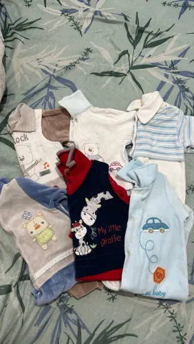 Lote 6 macacões bebê menino