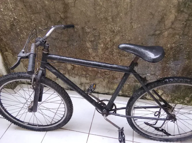 Vende se bicicleta nao está em boas condições por isso o preço e pra concerto m