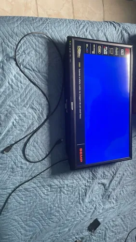 Vende-se televisão semp tcl 32 polegadas