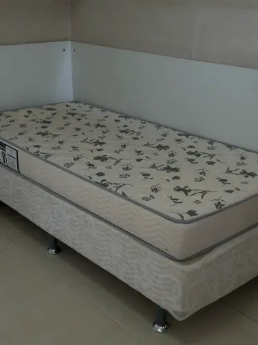 Cama de solteiro ortobom com colchão 