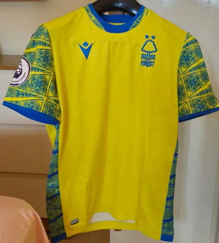 Camiseta Nottingham Forest 22/23 Home 22 Ryan Yates original P