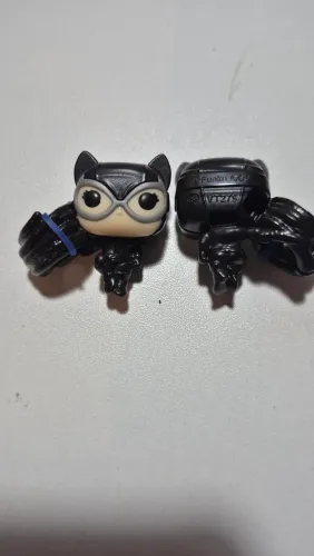 Mini funko mulher gato