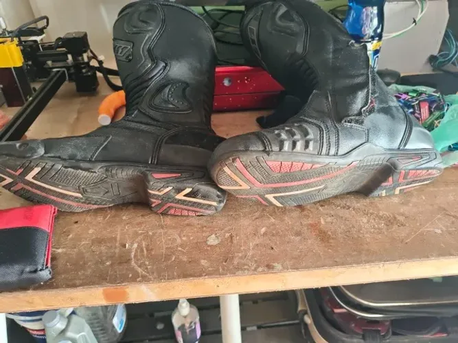 Bota X11 Race Track Cano Alto Impermeável Preto