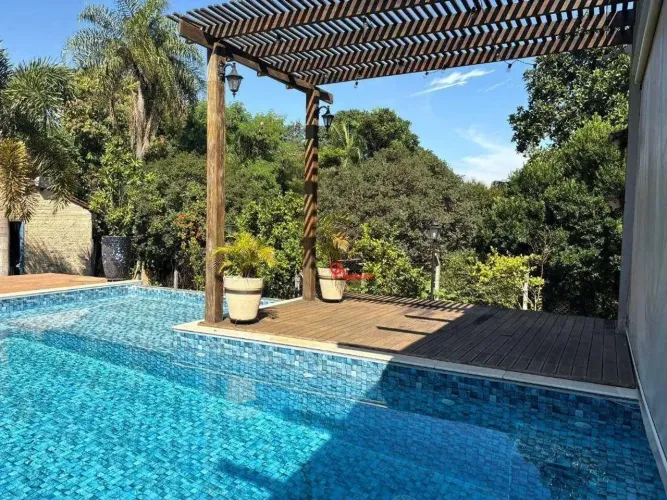 Chácara com 3 dormitórios à venda, 2360 m² por R$ 1.250.000,00 - Condomínio Santa Julía -