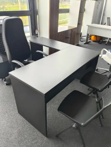 Mesa em L de Escritório com 2 Gavetas Escrivaninha - 0,75x1,50x0,60cm - (PROMOÇÃO)!!
