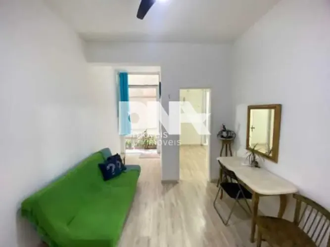 Apartamento : Padrão / Residencial / Copacabana