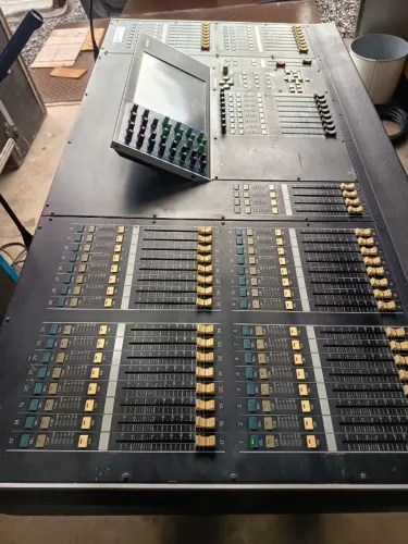 Mesa de Som Digital Yamaha M7CL-48