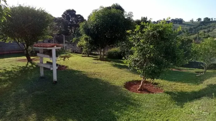 Imóvel para venda possui 1000 metros quadrados com 3 quartos em Zona Rural - Tuiuti - SP