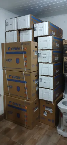 Ar condicionado novo na caixa já instalado