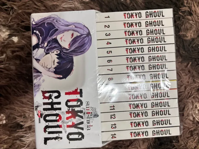 Box Tokyo Ghoul Vol 1 o 14 lacrado.