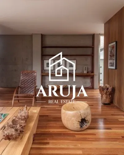 Casa com Piscina e Espaço Gourmet no Condomínio Arujá 5