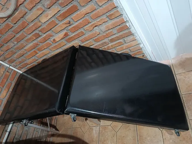 Maca dobrável vira maleta