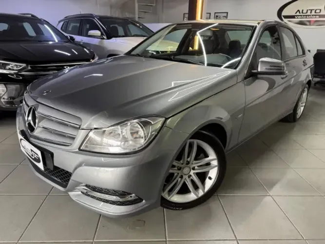 Mercedes-Benz C-180 CGI Classic 1.8 16V 156cv Aut. 2012